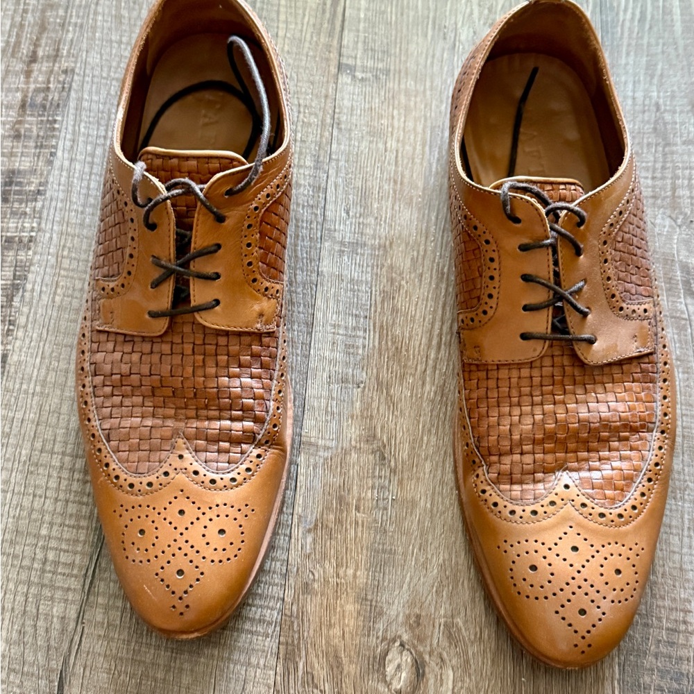 Taft Woven Preston with Brogue Detailing